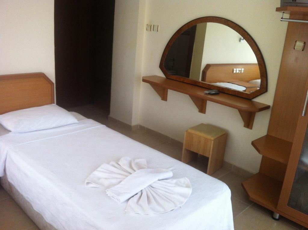 Besik Hotel Fethiye Exterior foto