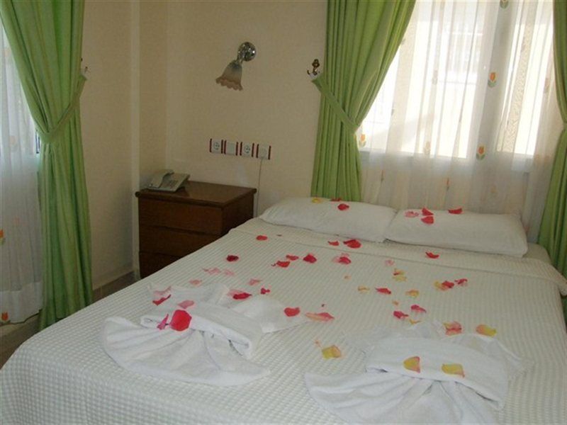 Besik Hotel Fethiye Exterior foto